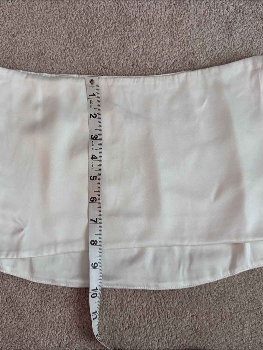 🔥🔥 SALE!!🔥🔥 Skims Silk Bridal Mini Skirt in Marble White - Picture 12 of 12